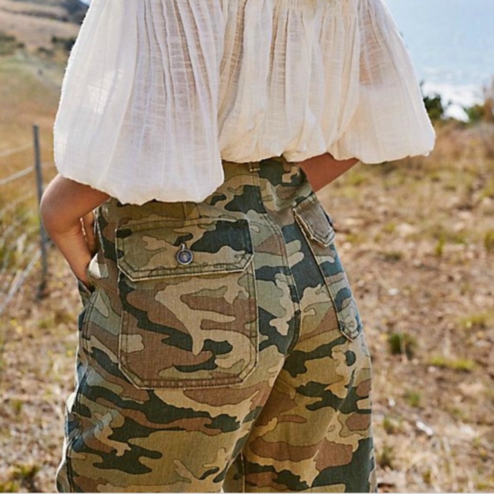 FREE PEOPLE camo pants